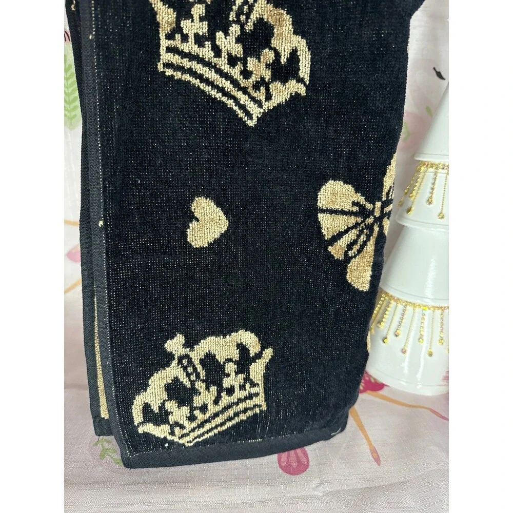 Juicy Couture Crown and Bow Hand Towel Set
